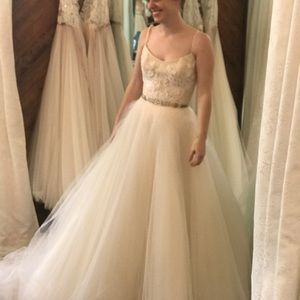 Wedding Dress 💎 Brand NEW & never worn!